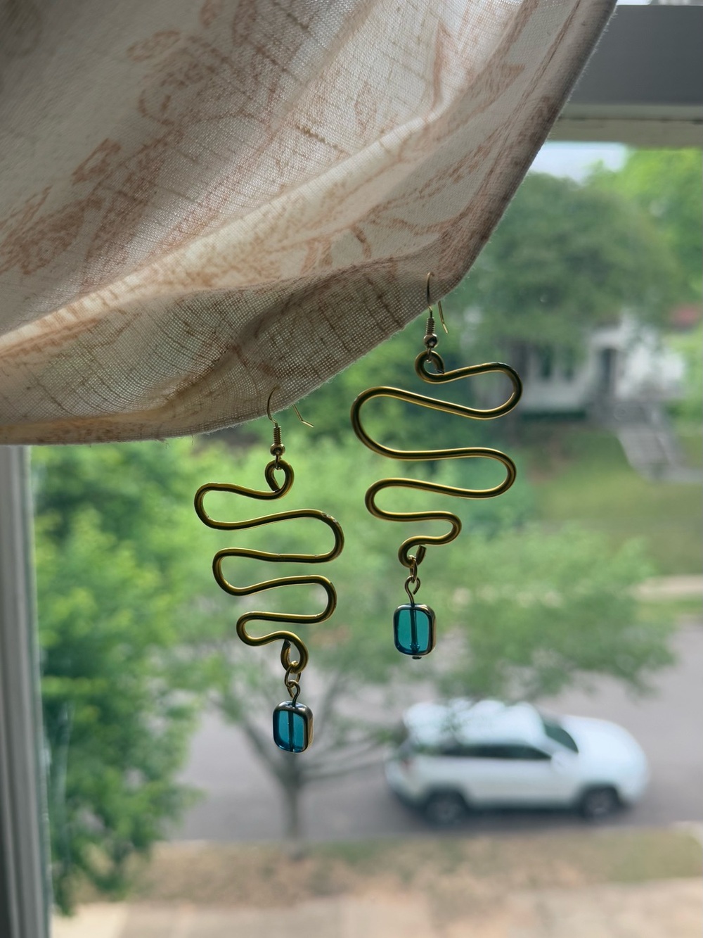 Gold Wavy Wire Earrings with Teal Glass Beads